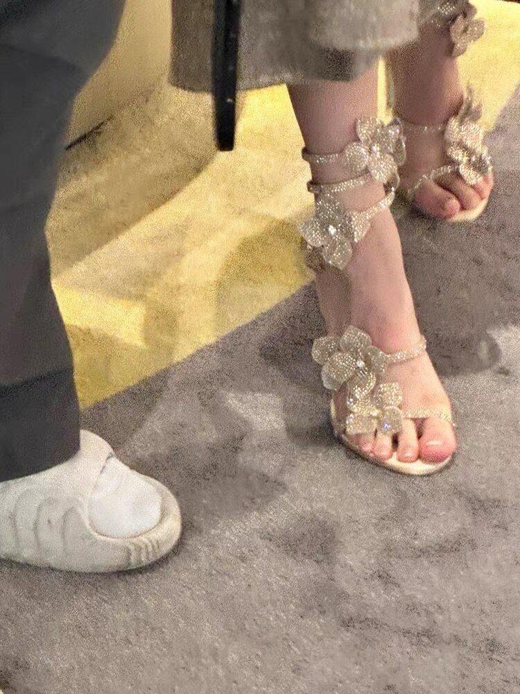 Sandalias de Tacón Alto con Ti - Strappy Heeled Sandals reseña y precio