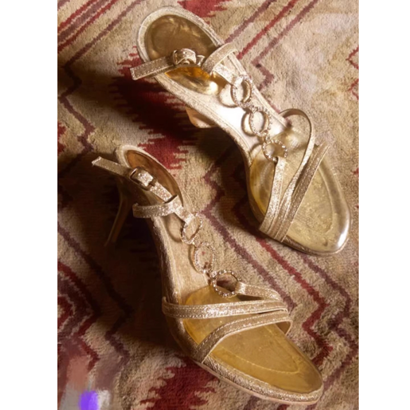Sandalias de tacón de aguja do - Strappy Heeled Sandals reseña y precio