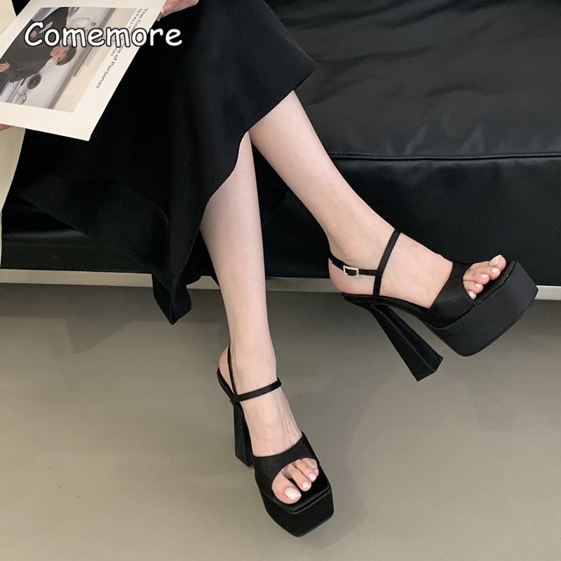 Sandalias de satén con punta c - Platform Sneakers Chunky reseña y precio